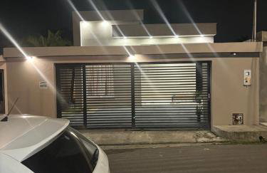 Casa moderna e familiar - Foto 1