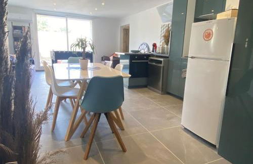 REZ de jardin moderne 4 chambres 8 personnes jardinet - Foto 48