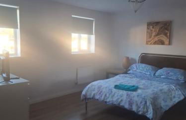 Sea Escape The Tardiis Beachfront location Aberavon beach Sea Views Driveway parking - Foto 8