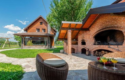 Pet Friendly Home In Debelo Brdo With Sauna - Photo 3