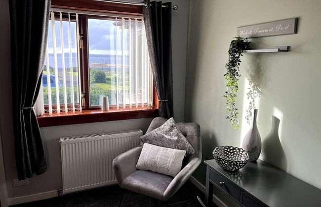 Immaculate 5 Bedroom House Outside Stornoway - Photo 18