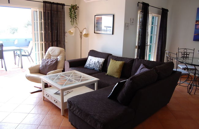 Charming 3-bedroom Villa With Wifi and Central Heating in Beautiful Santa Bárbar - Foto 14