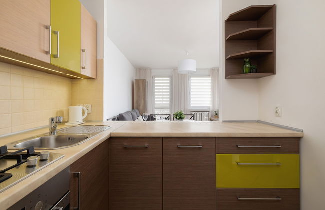 Grey Apartment in Katowice by Renters - Foto 14