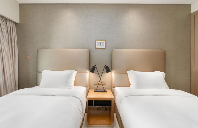 Lux BnB Paramount Tower I Burj Views - Photo 13