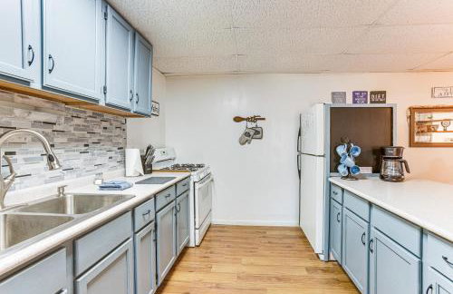 Downtown Beulah Pet-Friendly Apt Near Lake and Shops - Foto 10