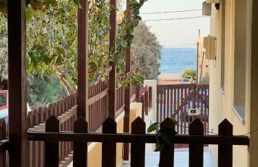 Golden Horizon Retreat, tranquil atmosphere next to the sea! - Photo 6