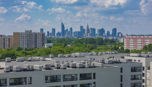 Nowoczesny Apartament z Parkingiem na Pradze Południe w Warszawie by Noclegi Renters - Foto 3