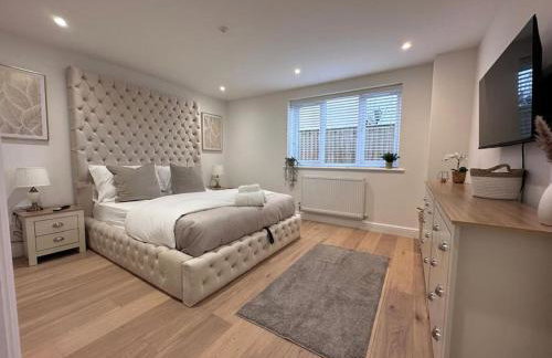 2bed Ground Floor flat + garden - Foto 11