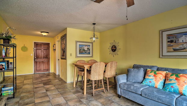 Updated Condo Near Beach: Ideal Walkable Location - Foto 4, Innenbereich