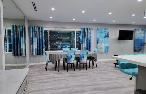 Spacious 3 bedroom unit with backyard and parking just 10 minutes from Rodeo Dr and attractions! - Photo 7