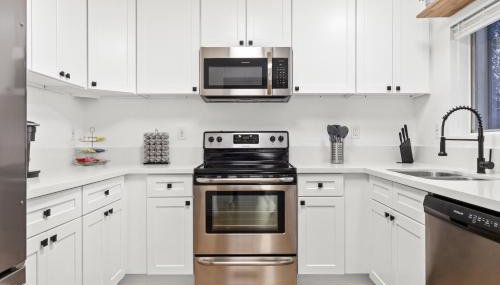 Double King Suite with Patio Dining and Parking NRP21-00386 - Foto 3, stove, dishwasher, pet friendly, minibar