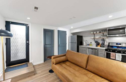 Stately DC Rowhome Spacious 7BR & 4BA #DCottage - Foto 44