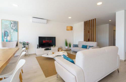 Bela Vista with sea view, jacuzzi and private pool - Photo 13