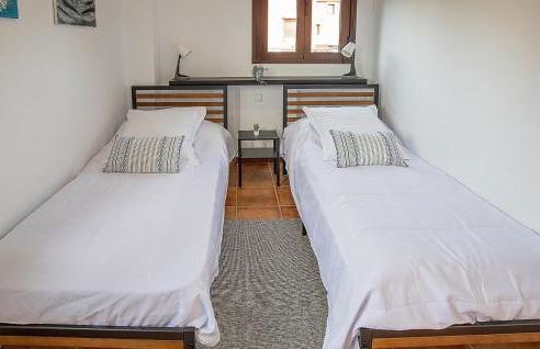 Nice Home In Guillena With Wifi - Photo 26