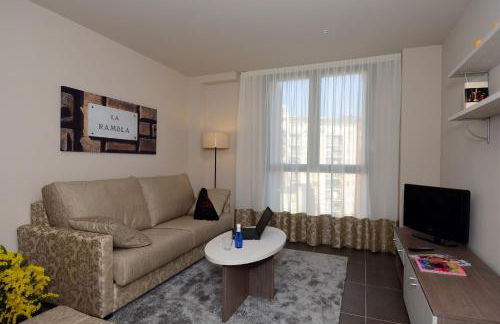 Pierre & Vacances Barcelona Sants - Foto 14