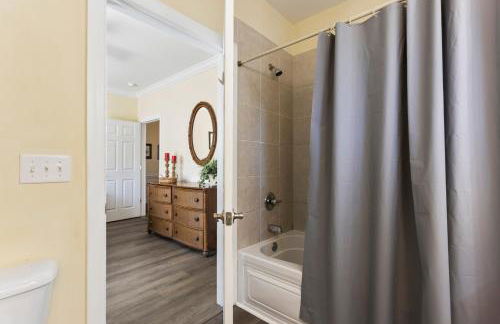 Oceanview 4BR/4BA Condo, Steps to Beach/Pool - Foto 29