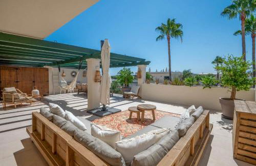 StayatSas Marbella, close to the beach, large 80 m2 terrace, large swimming pools, parking included, 10 minutes from the centre - Foto 68