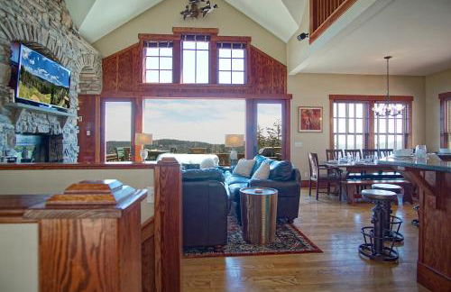 Slope side 8 BR at Sanctuary Majestic Mountain Top Estate 4800 square feet of quality sleeps 16 - Foto 10