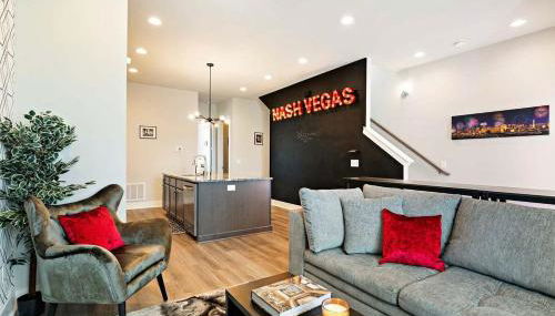 Private Home with Rooftop Game Room near Downtown - Foto 3