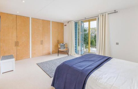 The Deck House - Seafront Upside-Down House with Solent Views, Gurnard - Foto 16