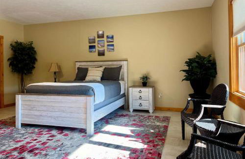 Luxury 4BR Log Cabin Near SIU & Wine Trail - Foto 30