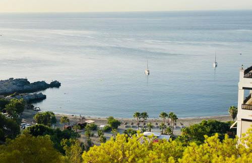 Jardines de Adnania en Marina del Este con vistas al mar - Photo 32