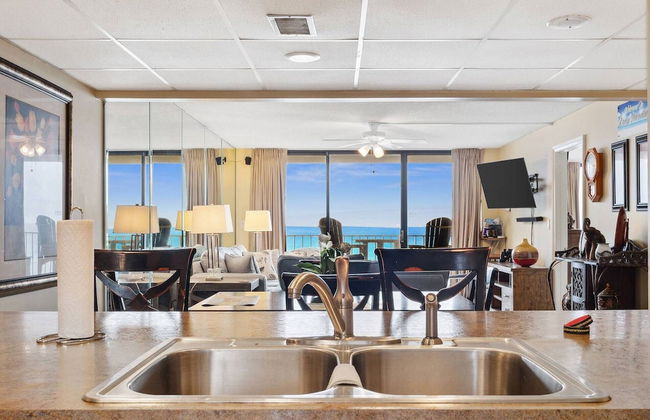 Edgewater Tower 2 Unit 409 - Foto 9