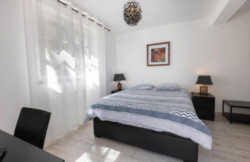 Belle maison atypique avec piscine chauffée - Foto 8