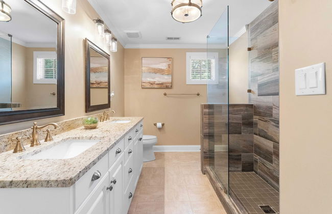 Boathouse Cove by Avantstay Pool + Swim Dock Hot Tub - Foto 42