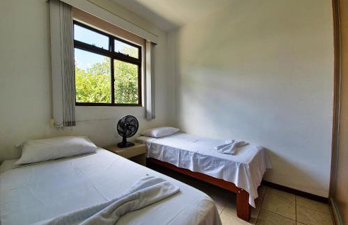 Casa de 2 Suítes com Internet Rápida e Comodidades - Foto 8