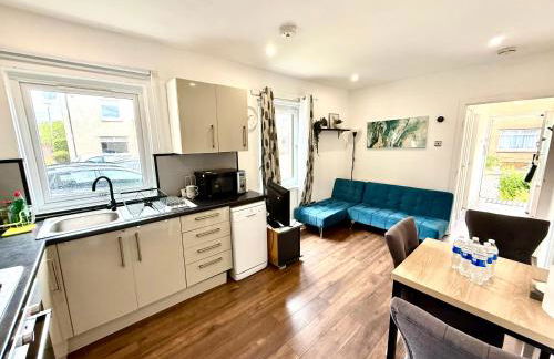 South Gyle House - SuperFast WiFi and Free Parking - 7 minutes from Edinburgh Airport - Foto 13