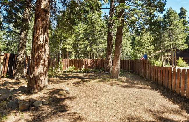 Elm Street Getaway Sleeps 8! - Foto 25