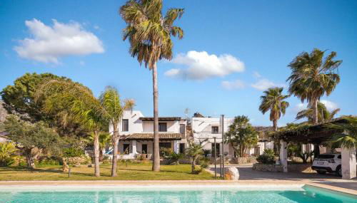 Villa a 300 Mt. dal Mare (Magaggiari) con campo da tennis - Foto 1, Garden