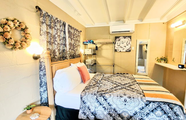 Edgewater Resort - Photo 9