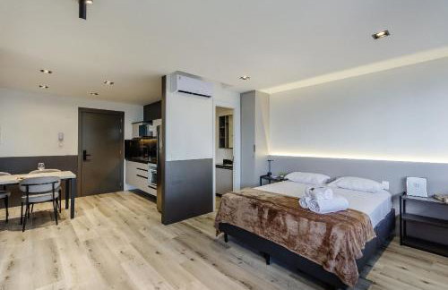 Carlos Gomes Square - Shopping Bordaza - Apartamento alto padrão com rooftop, piscina e academia - Foto 25