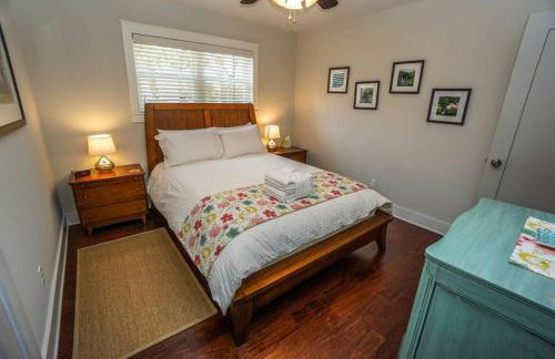 Beautiful, Modern Getaway in Historic Downtown Beaufort - Foto 10