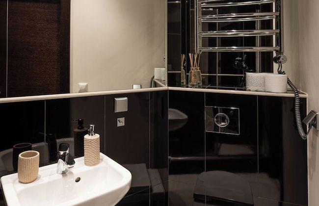 Audeju Two Bedroom With Two Bathrooms - Photo 32