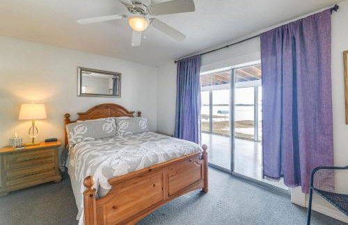 Water Access and Beach Area Crooked Lake Escape - Foto 13