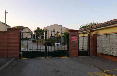 Le cocon de Marie,piscine, balcon, parking gratuit, baignoire - Foto 25