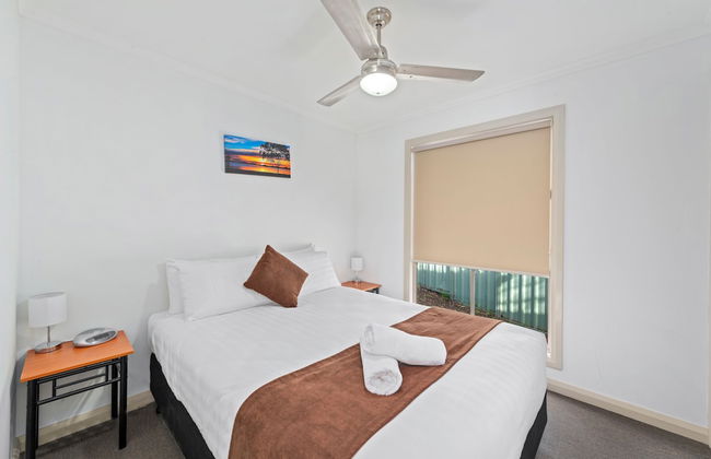 Lake Hume Holiday Park - Photo 10