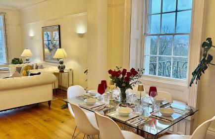 Luxury three-bedroom apartment in Nottingham City Centre - Photo 18