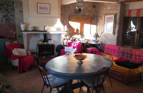 Maison de caractère face à l abbaye de lagrasse - Foto 2