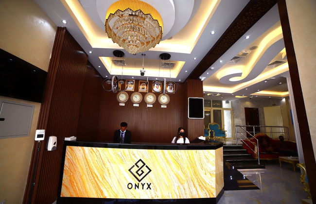 ONYX HOTEL APARTMENTS - Photo 4