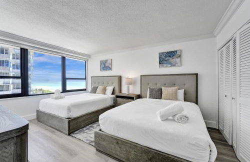 Breathtaking resort condo w beach service Unit 908 - Foto 14