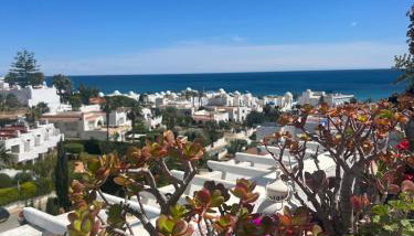 1st floor Penthouse sea and mountain view 5 min stroll to beach - Photo 5