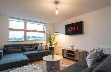 Modern 1BR - Parking Included -Sleeps 6 - Foto 1