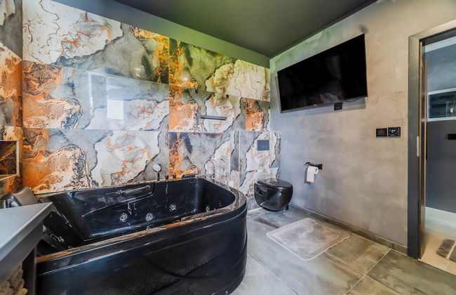 Villa Joy With Pool and Hot Tub - Foto 21