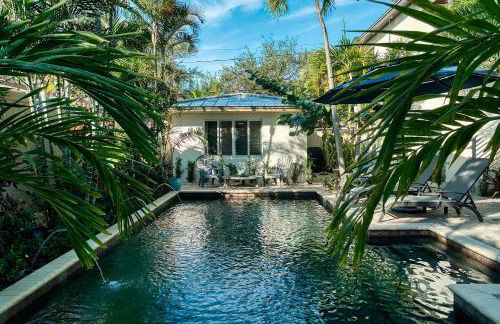 Charming Studio w Pool One Mile to Beach Pets Welcome - Foto 1