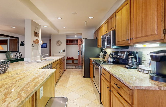 Torian Plum Condominiums - Foto 46