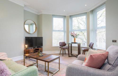 5 Star - The Ulsterville Residences - Free On-site Parking - Foto 156